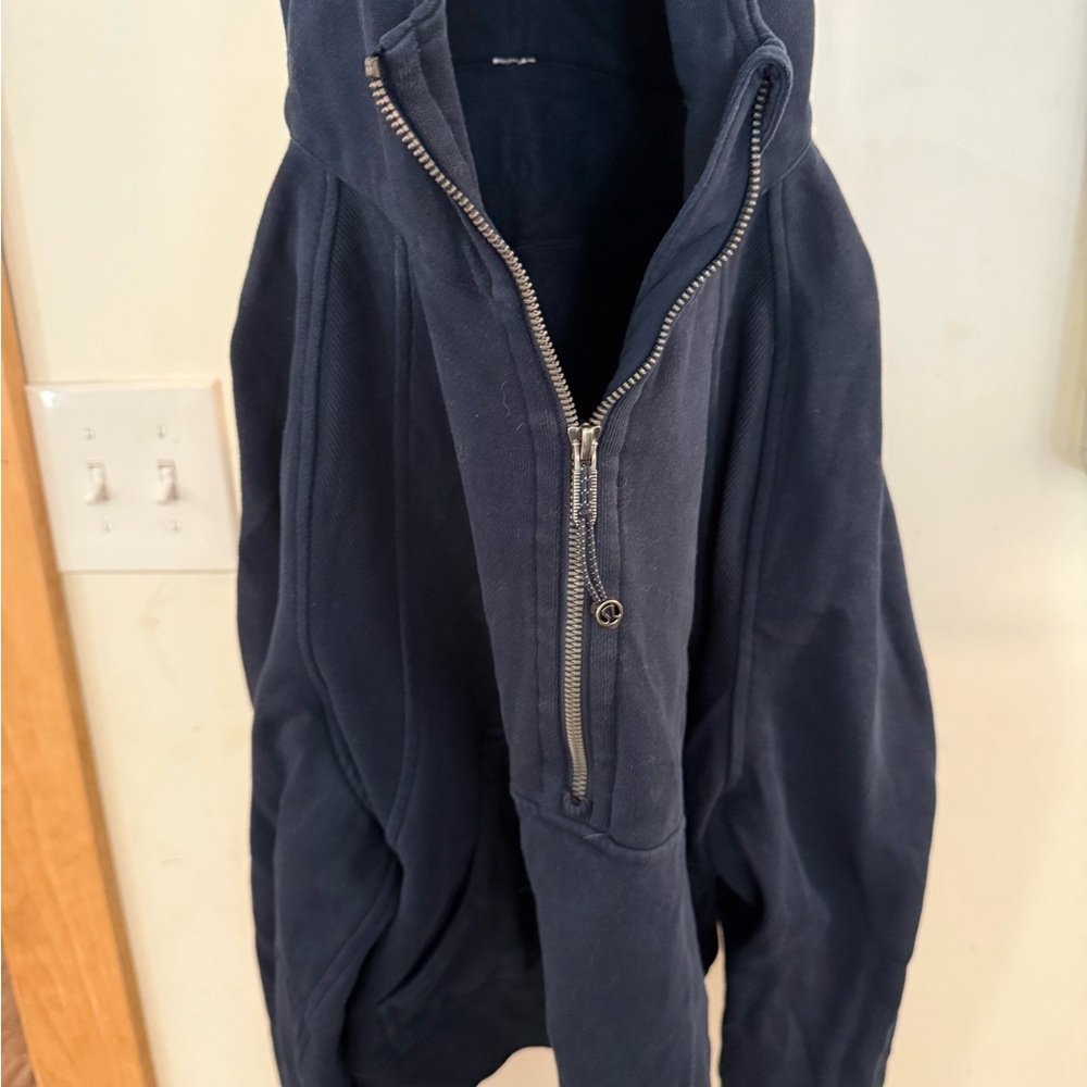 lululemon athletica Navy Blue Women's Sweater - Picture 2 of 6